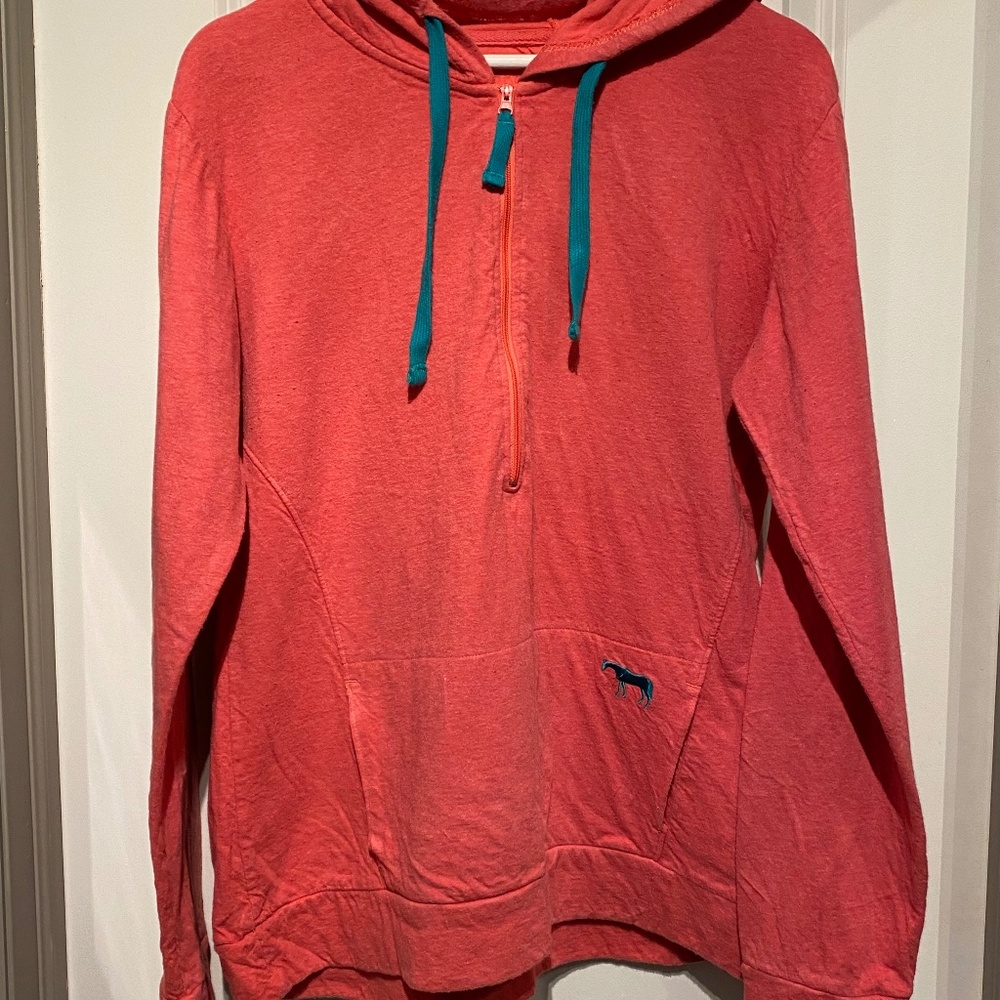 Women’s 1/2 zip hoodie